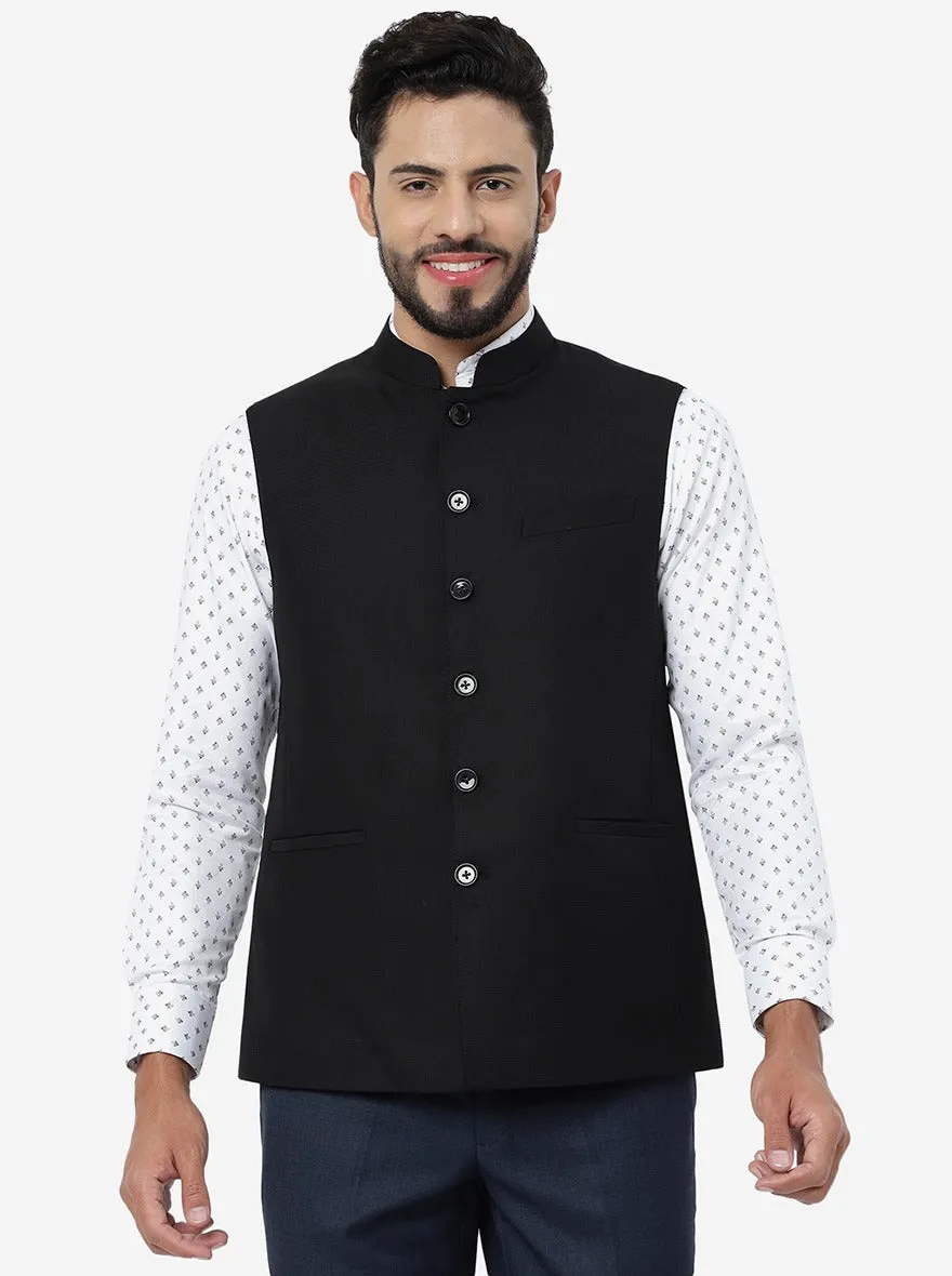 Black Solid Regular Fit Modi Jacket | JadeBlue