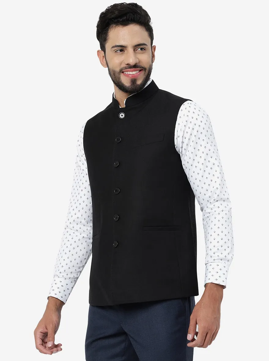 Black Solid Regular Fit Modi Jacket | JadeBlue