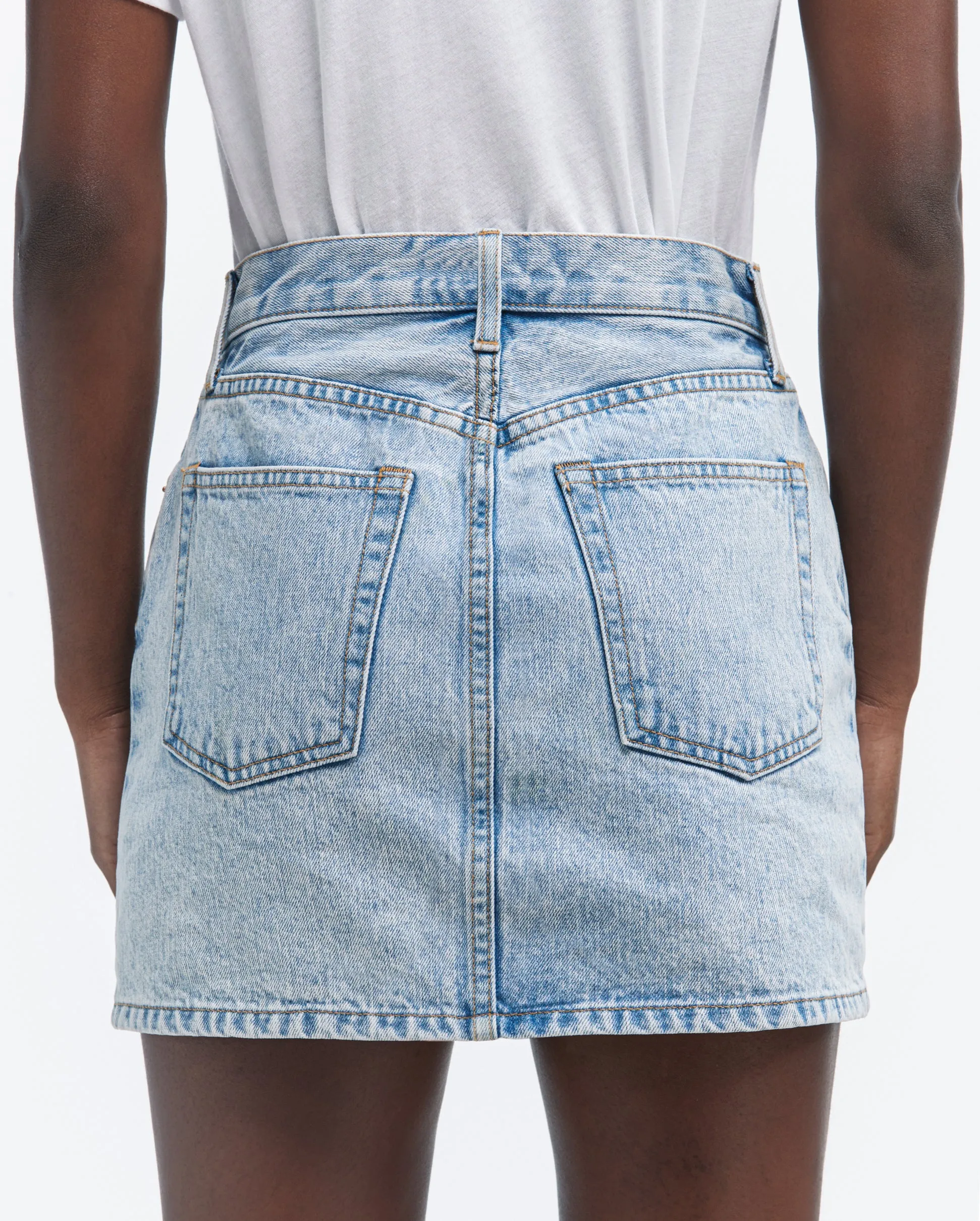 DENIM MINI SKIRT / BLUE