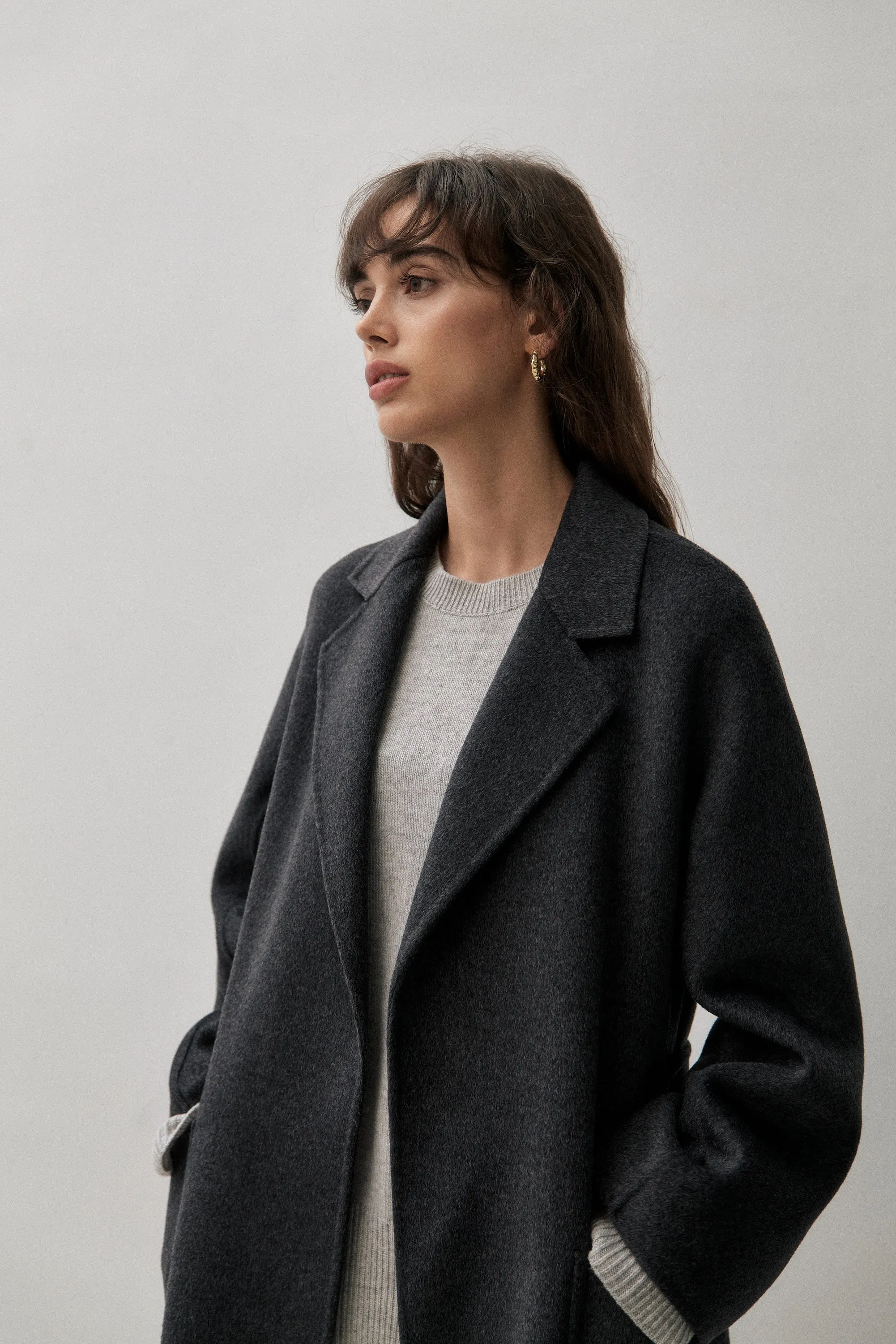 THE CLASSIC COAT - CHARCOAL