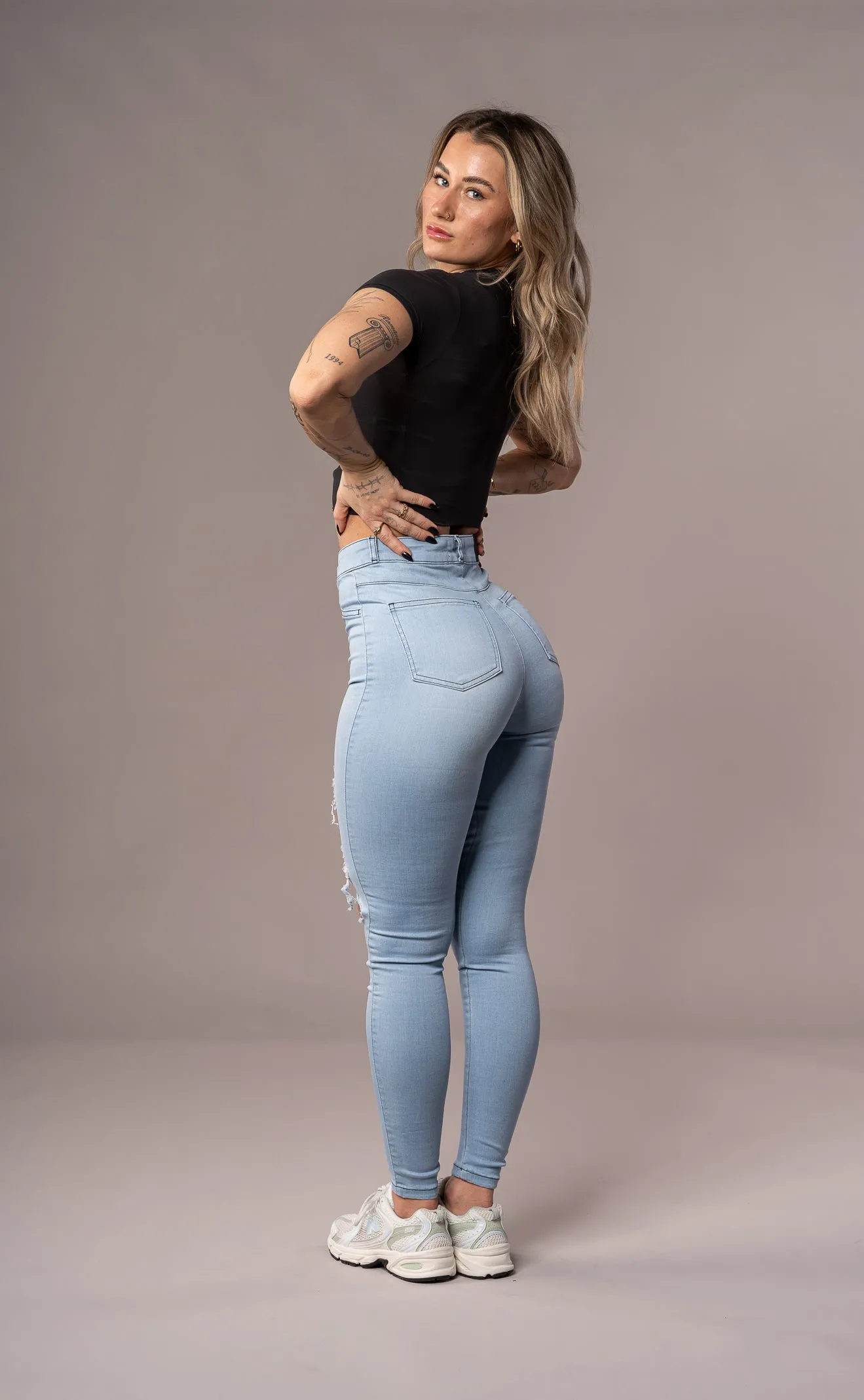 Womens Regular Super Ripped High Waisted Fitjeans - Bleach Blue